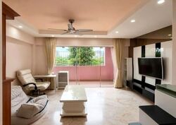Blk 705 Hougang Avenue 2 (Hougang), HDB Executive #583430091